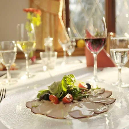 Weinstube Wehinger *